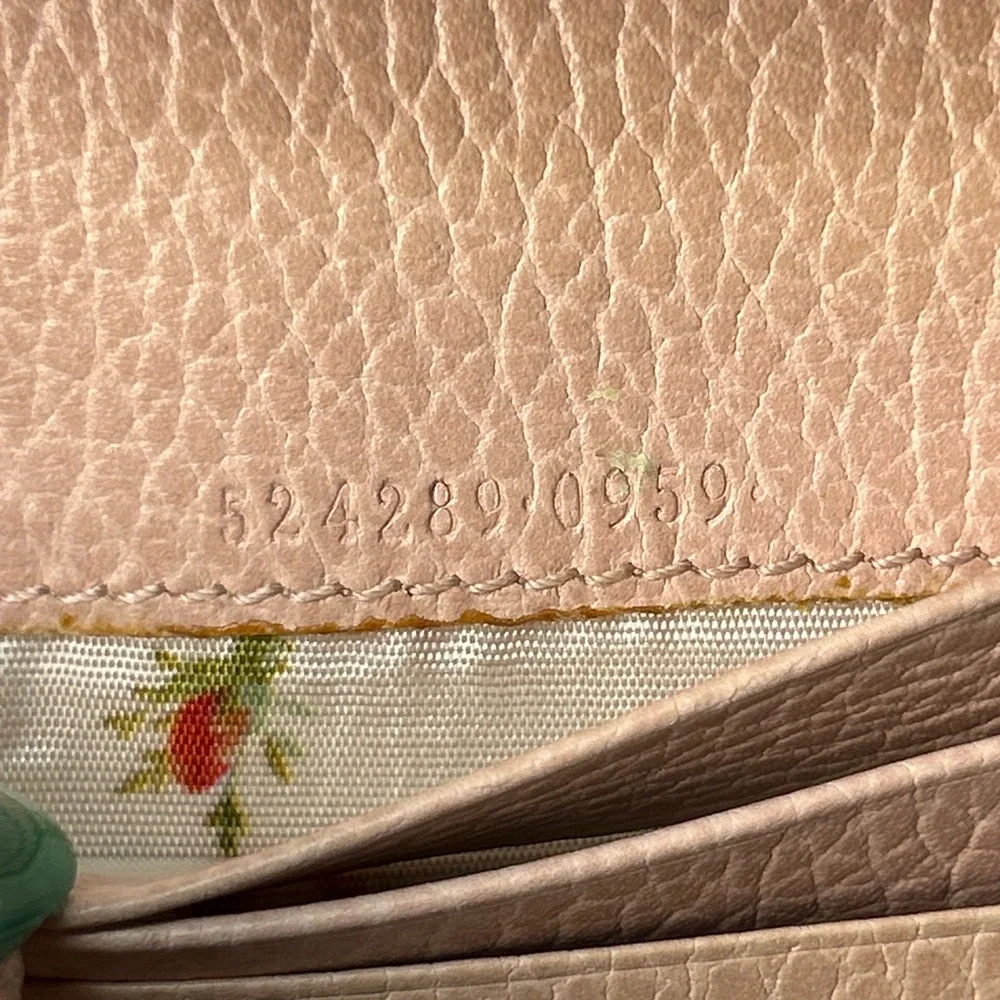 GUCCI GG Marmont Bow Leather Compact Wallet 🤩🔥 - Picture 7 of 17